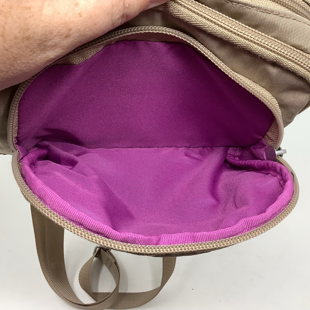 Baggallini Triple Zip Bagg - Picture 7 of 13